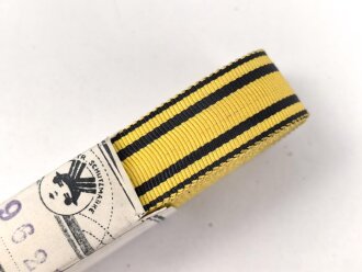 Württemberg,  Bündel Ordensband für die Bandspange zum Wilhelmskreuz. Breite 15mm, in der originalen Banderole, laut dieser 10 Meter