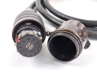 Luftwaffe, Steckverbindung mit Kabel L 38112. Guter Zustand, ich glaube zu wissen das es zur Flak / Kommandogerät gehört