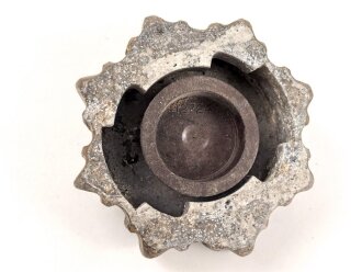 Luftwaffe, Steckverbindung ,  ich glaube zu wissen das es zur Flak / Kommandogerät gehört. Durchmesser etwa 8cm