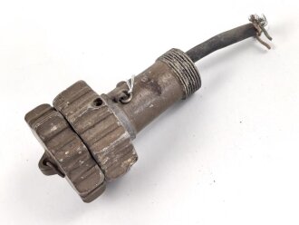 Luftwaffe, Steckverbindung ,  ich glaube zu wissen das es zur Flak / Kommandogerät gehört. Durchmesser etwa 8cm