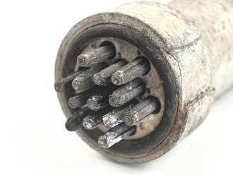Luftwaffe, Steckverbindung ,  ich glaube zu wissen das es zur Flak / Kommandogerät gehört. Durchmesser knapp 6cm