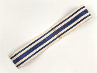 Ordensband zum Baltenkreuz , Breite 25mm, Länge 29cm, leicht defekt und verschmutzt