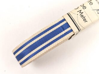 Bündel Ordensband für eine Bandspange zum Baltenkreuz , Breite 15mm, in der originalen Banderole, laut dieser 10 Meter