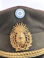 Argentinien, Schirmmütze für einen hochrangigen Offizier des Militär. Kopfgrösse gemessen 54. Leicht eingestaubt, Alter unbekannt
