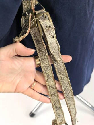 Spanien, Paradeuniform eines Angehörigen der persönlichen Leibwache ( Guardia Mora ) des spanischen Diktators Franco. . Vermutlich zusammengestellt, die Paraderabatte ist zu groß für die Jacke und das Koppel zu lang. Gebraucht, in gutem Gesamtzustand