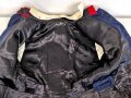 Spanien, Paradeuniform eines Angehörigen der persönlichen Leibwache ( Guardia Mora ) des spanischen Diktators Franco. . Vermutlich zusammengestellt, die Paraderabatte ist zu groß für die Jacke und das Koppel zu lang. Gebraucht, in gutem Gesamtzustand
