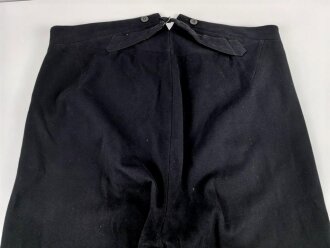 Österreich, schwarze Trachtenhose mit Schneideretikett aus Wien. Für mich nicht näher zuzuordnen. Guter Gesamtzustand