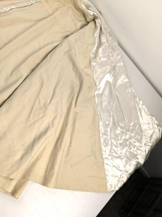 Ritterorden vom Heiligen Grab zu Jerusalem, Umhang in gutem Zustand. Schneideretikett aus Madrid, Altes Stück, ungereinigt