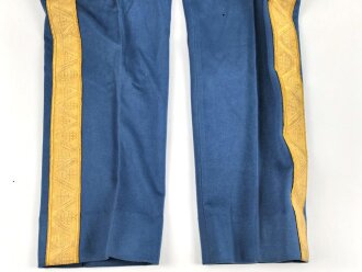 Ritterorden vom Heiligen Grab zu Jerusalem, gerade blaue Hose mit goldener Borte. Guter Gesamtzustand, Alter und genaue Herkunft unbekannt.
