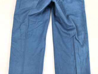 Ritterorden vom Heiligen Grab zu Jerusalem, gerade blaue Hose mit goldener Borte. Guter Gesamtzustand, Alter und genaue Herkunft unbekannt.