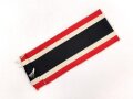 Band zum Kriegsverdienstkreuz 2. Klasse 1939 mit und ohne Schwerter. Breite 30mm, Länge 14,5cm