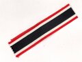 Band zum Kriegsverdienstkreuz 2. Klasse 1939 mit und ohne Schwerter. Breite 30mm, Länge 24cm