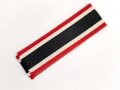 Band zum Kriegsverdienstkreuz 2. Klasse 1939 mit und ohne Schwerter. Breite 30mm, Länge 19,5cm