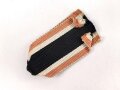 Band zum Kriegsverdienstkreuz 2. Klasse 1939 mit und ohne Schwerter. Breite 25mm, Länge 10cm, frühe, orangerote Ausführung