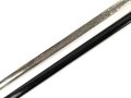 Preussen, Kürassier Pallasch / Extradegen Modell 1889.  Eigentumstsück mit doppelseitiger Klingenäztung . Der Träger war Angehöriger im "Kürassier Regiment von Seydlitz No. 7"  Ordentliche Klinge, Griffwicklung restauriert, Scheide überlackiert