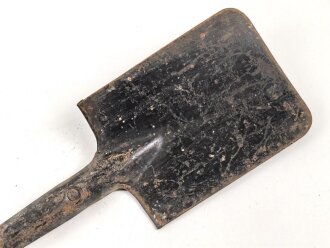 Spaten  Wehrmacht, ungereinigtes Stück aus Scheunenfund