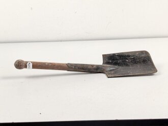 Spaten  Wehrmacht, ungereinigtes Stück aus Scheunenfund