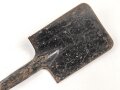 Spaten  Wehrmacht, ungereinigtes Stück aus Scheunenfund