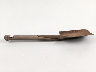 Spaten  Wehrmacht, ungereinigtes Stück aus Scheunenfund