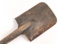 Spaten  Wehrmacht, ungereinigtes Stück aus Scheunenfund