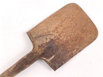 Spaten  Wehrmacht, ungereinigtes Stück aus Scheunenfund, Hersteller REX 1944