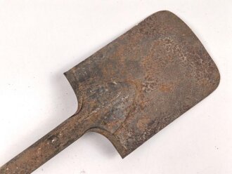 Spaten  Wehrmacht, ungereinigtes Stück aus Scheunenfund, Hersteller ohp 1944