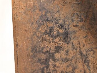 Spaten  Wehrmacht, ungereinigtes Stück aus Scheunenfund, Hersteller ohp 1944