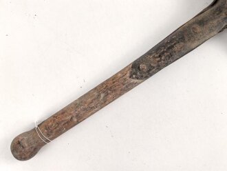 Spaten  Wehrmacht, ungereinigtes Stück aus Scheunenfund