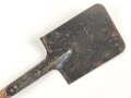 Spaten  Wehrmacht, ungereinigtes Stück aus Scheunenfund