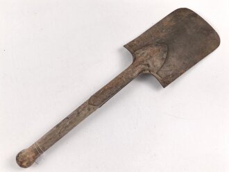 Spaten  Wehrmacht, ungereinigtes Stück aus Scheunenfund, Hersteller ohp 1944 ?