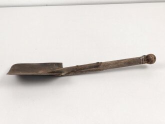 Spaten  Wehrmacht, ungereinigtes Stück aus Scheunenfund, Hersteller ohp 1944 ?