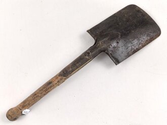 Spaten  Wehrmacht, ungereinigtes Stück aus Scheunenfund
