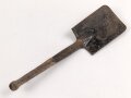 Spaten  Wehrmacht, ungereinigtes Stück aus Scheunenfund