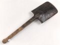 Spaten  Wehrmacht, ungereinigtes Stück aus Scheunenfund