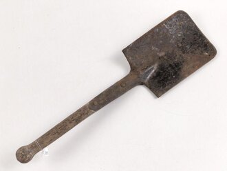 Spaten  Wehrmacht, ungereinigtes Stück aus Scheunenfund