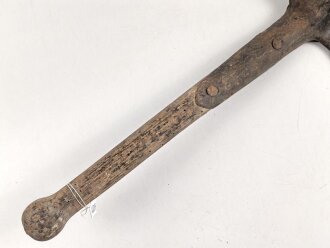 Spaten  Wehrmacht, ungereinigtes Stück aus Scheunenfund
