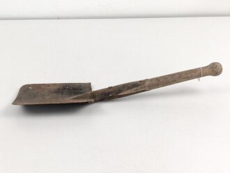 Spaten  Wehrmacht, ungereinigtes Stück aus Scheunenfund