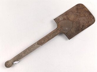 Spaten  Wehrmacht, ungereinigtes Stück aus Scheunenfund