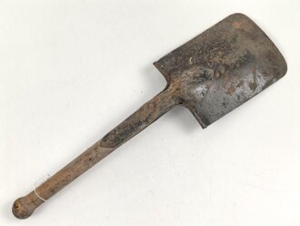 Spaten  Wehrmacht, ungereinigtes Stück aus Scheunenfund