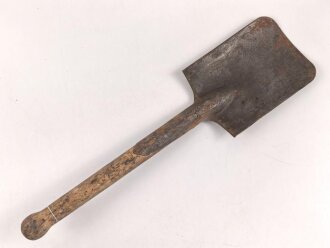 Spaten  Wehrmacht, ungereinigtes Stück aus Scheunenfund