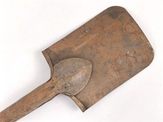 Spaten  Wehrmacht, ungereinigtes Stück aus Scheunenfund