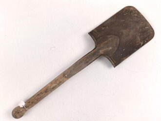 Spaten  Wehrmacht, ungereinigtes Stück aus Scheunenfund
