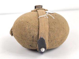 Feldflasche Wehrmacht, Ausführung 1 Liter, leicht mottig.
