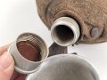 Feldflasche Wehrmacht, Ausführung 1 Liter, C & CW40 durchgängig gestempelt
