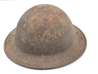 Großbritannien 2. Weltkrieg, Stahlhelm in gutem Gesamtzustand, das Innenfutter datiert 1943