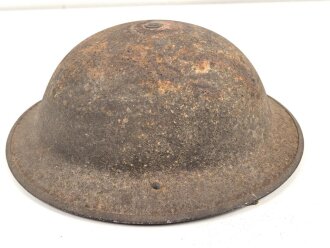 Großbritannien 2. Weltkrieg, Stahlhelm in gutem Gesamtzustand, das Innenfutter datiert 1943