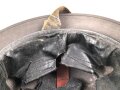Großbritannien 2. Weltkrieg, Stahlhelm in gutem Gesamtzustand, das Innenfutter datiert 1943