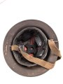 Großbritannien 2. Weltkrieg, Stahlhelm in gutem Gesamtzustand, das Innenfutter datiert 1943