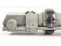 Pz.B.W.F.8  ( Panzer Beobachtungs Winkel Fernrohr für Bunkeranlagen ) Originallack, klare Durchsicht, Strichplatte deutlich. Guter Zustand