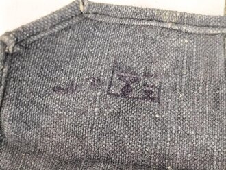 Wehrmacht, Beutel für Gewehrgranaten . Dunkelblaues, ungebrauchtes Stück mit Lagerspuren, ungereinigt